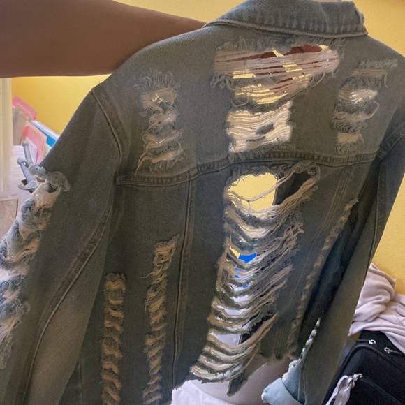 Jean jacket super trendy - Picture 6 of 9